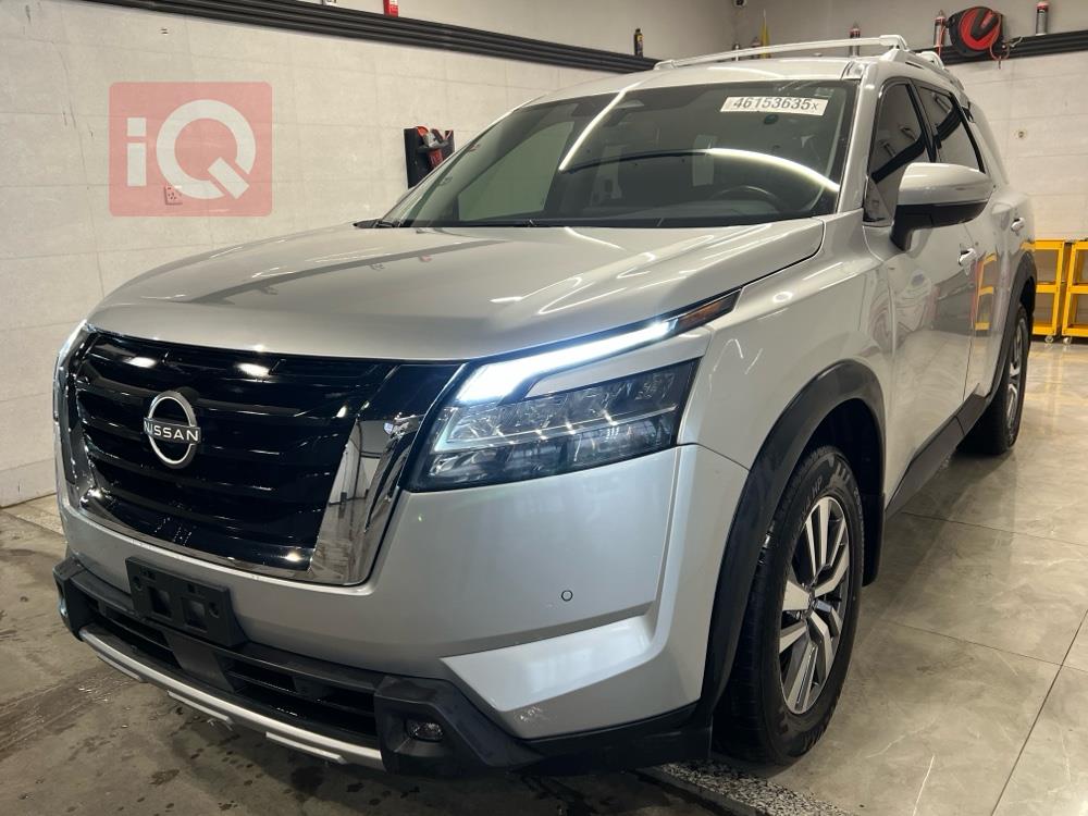 نیسان پاسفایندەر